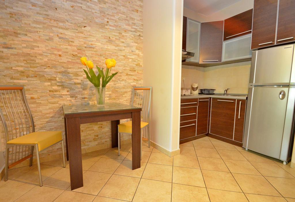 קוטור Apartmani Cetkovic חדר תמונה